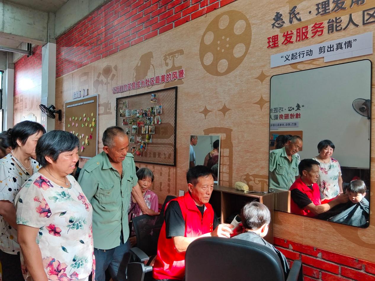 长丰（双凤）经开区金兰社区：党建引领“志愿红”绘就民生“幸福色” (6)