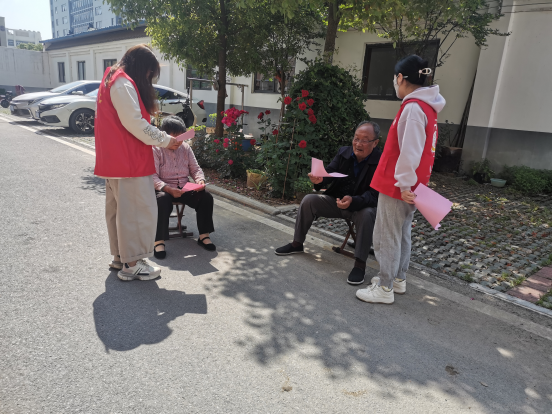 图片 河东街道民政老年助餐宣传活动