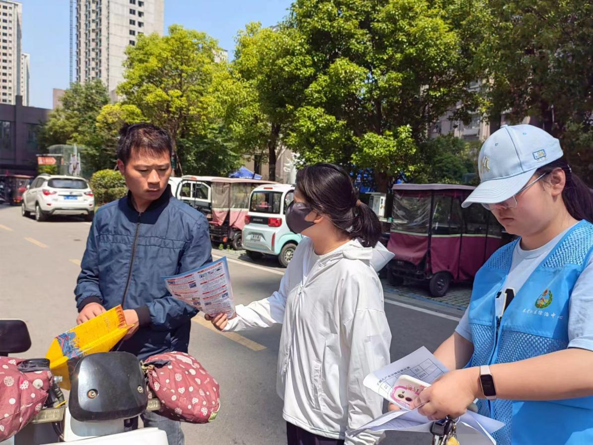 沱河街道“护苗”行动 (2)