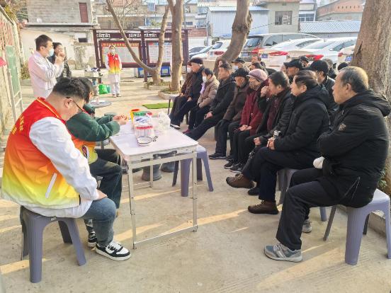 明光街道市府社区：社区义诊践初心 构筑健康防护网 (6)