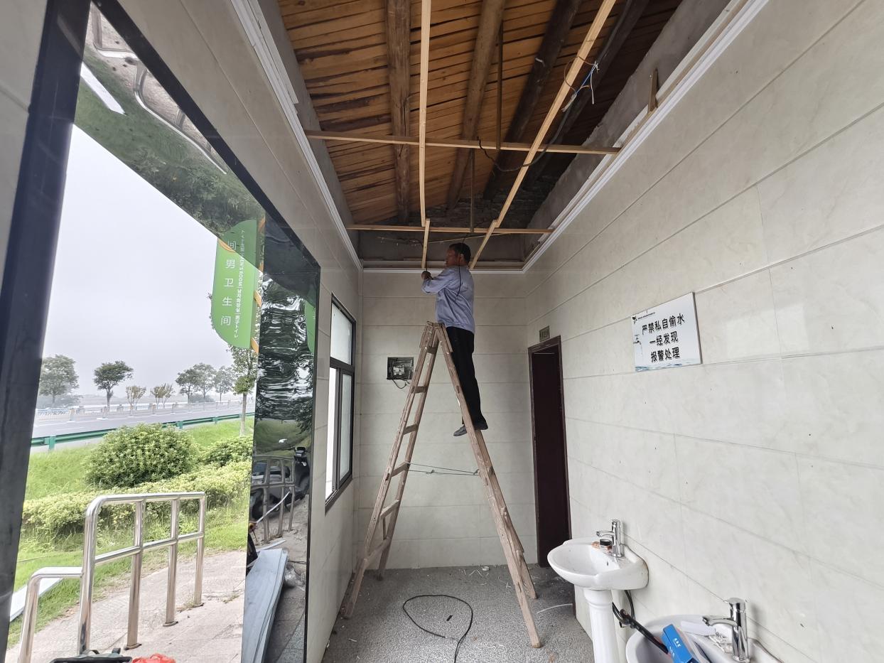 6392e56158a8fc265ba1bafd6ee1aab5