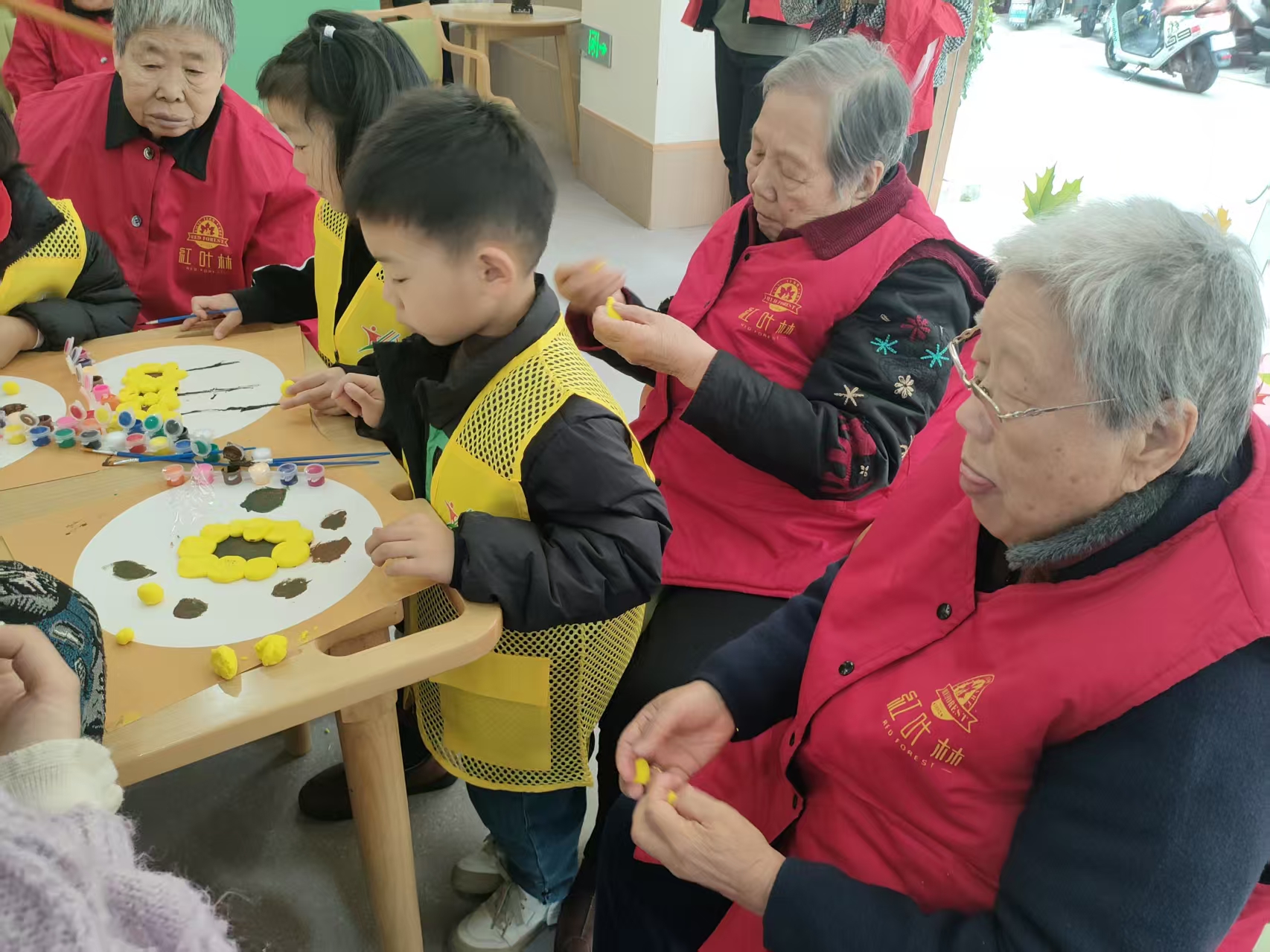 4113a06c938b3f4aed746405c65001f1