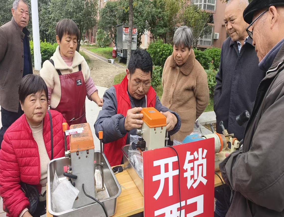 19c3f2b3cc9c9b2b9bf09af45c5aace5