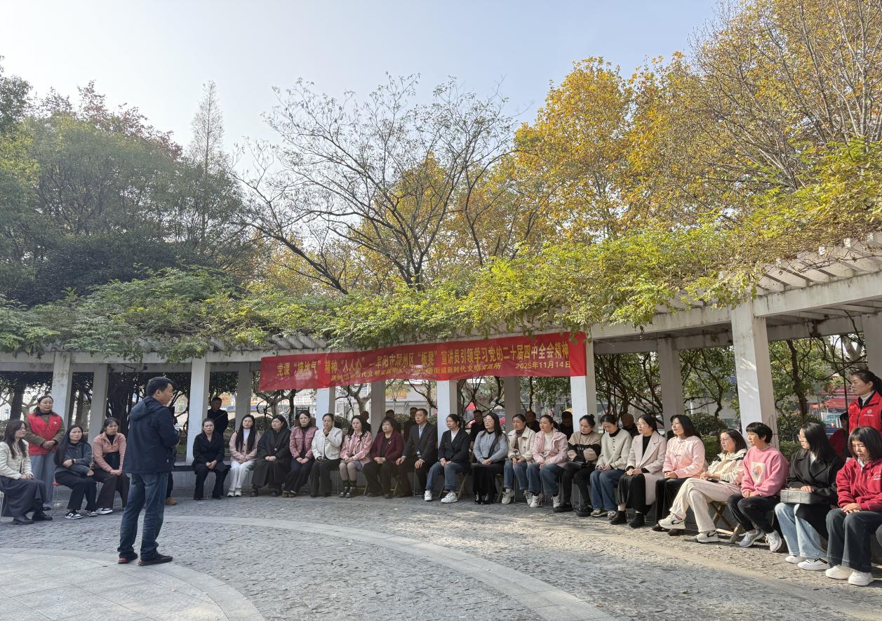 7002f01d983544910c096f3fa6fcecba