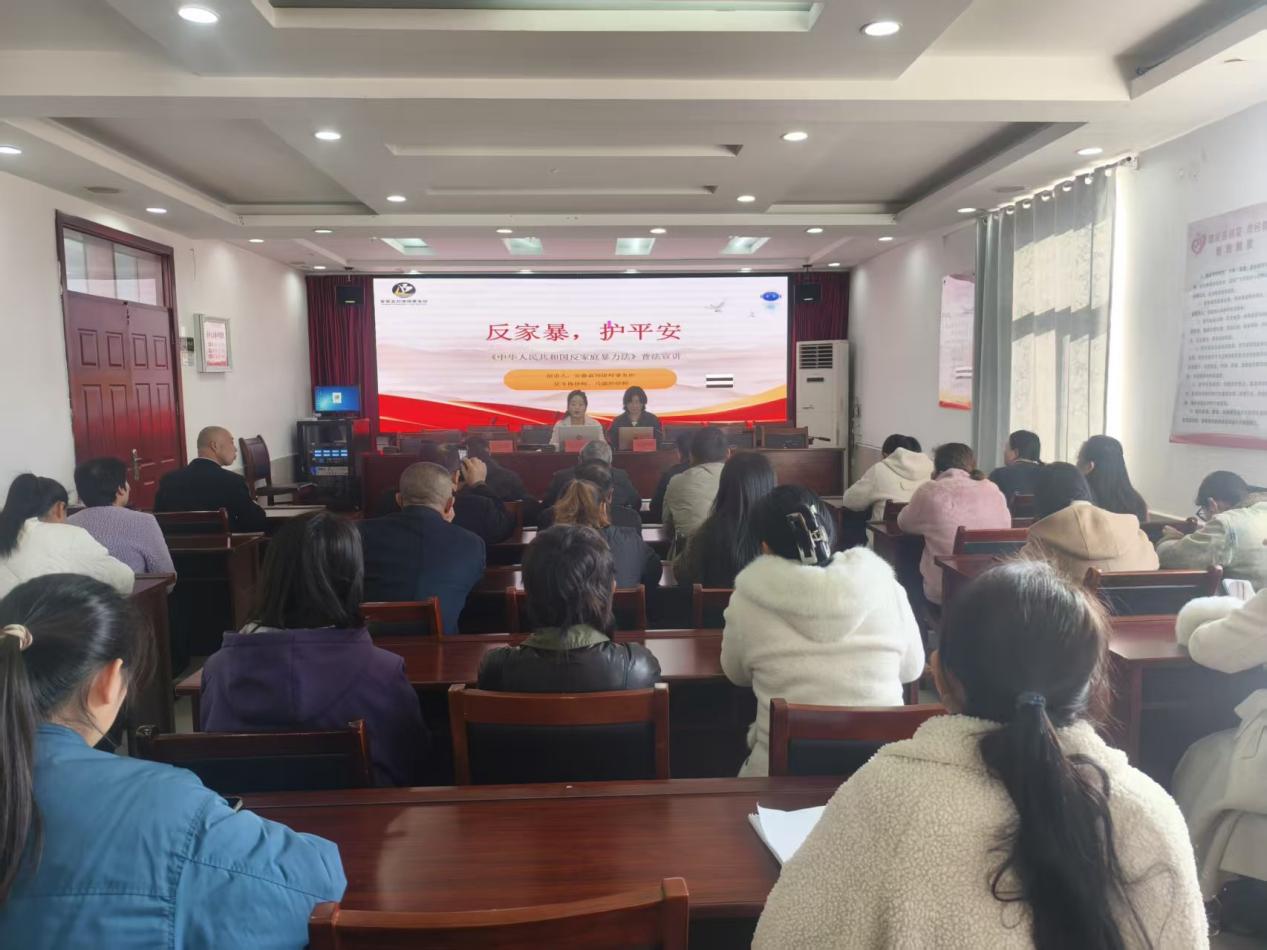 207080c67221d02cd9945eb7f4ea1952