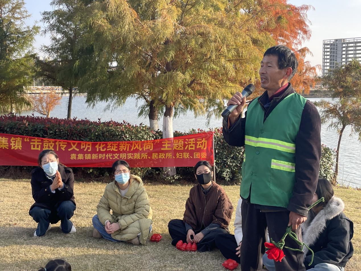 60beba10df105eec95fb511ee030e78e