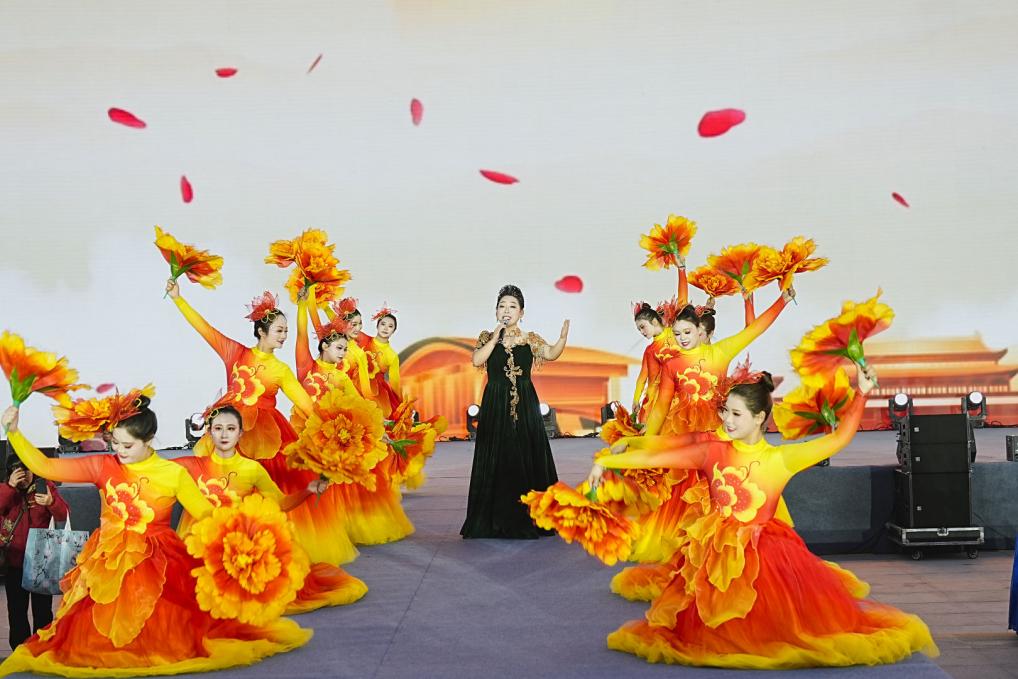 歌舞表演《花开中国》_看图王