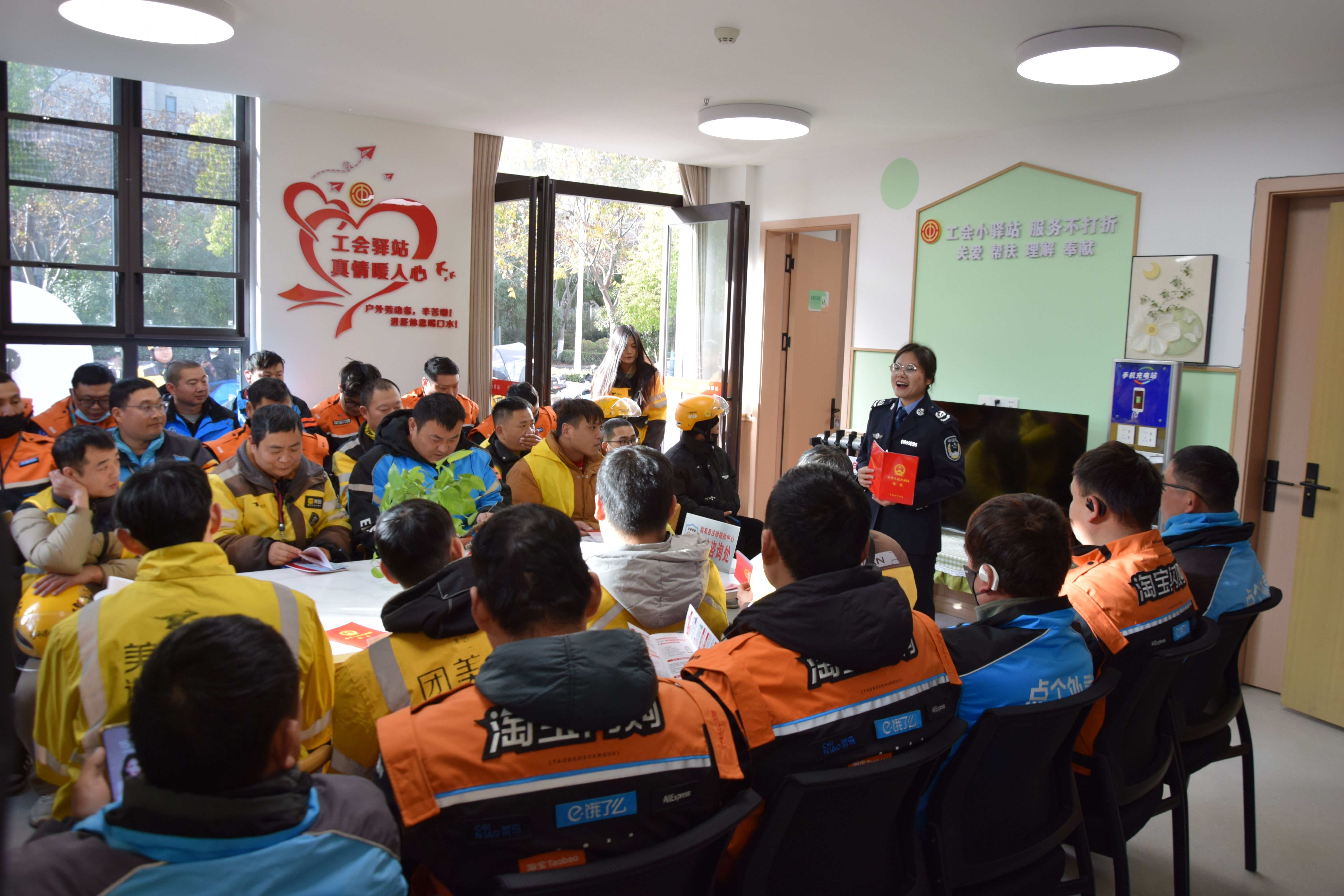 348cb26f90de831eb4038f6421a345e5