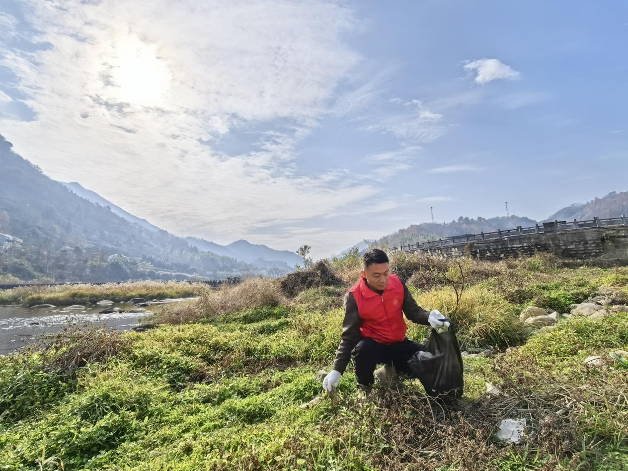 aaa78d31a9088bd57344c5bae9ed5af7