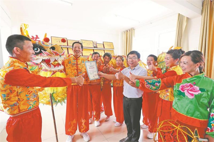 d4957f98-3c48-486d-a1b6-f4ab46930270