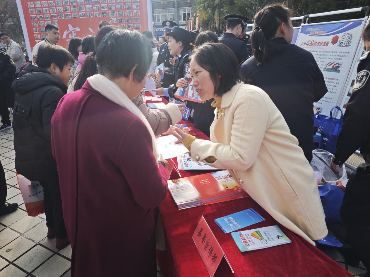 35eb0de7cc09165c874019cbb51aa57