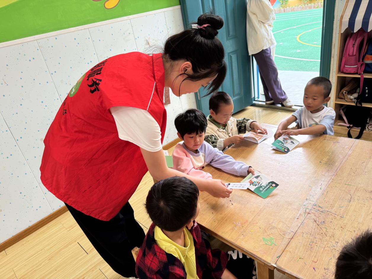 9ce7c52cec95e515f2c7512524c4162