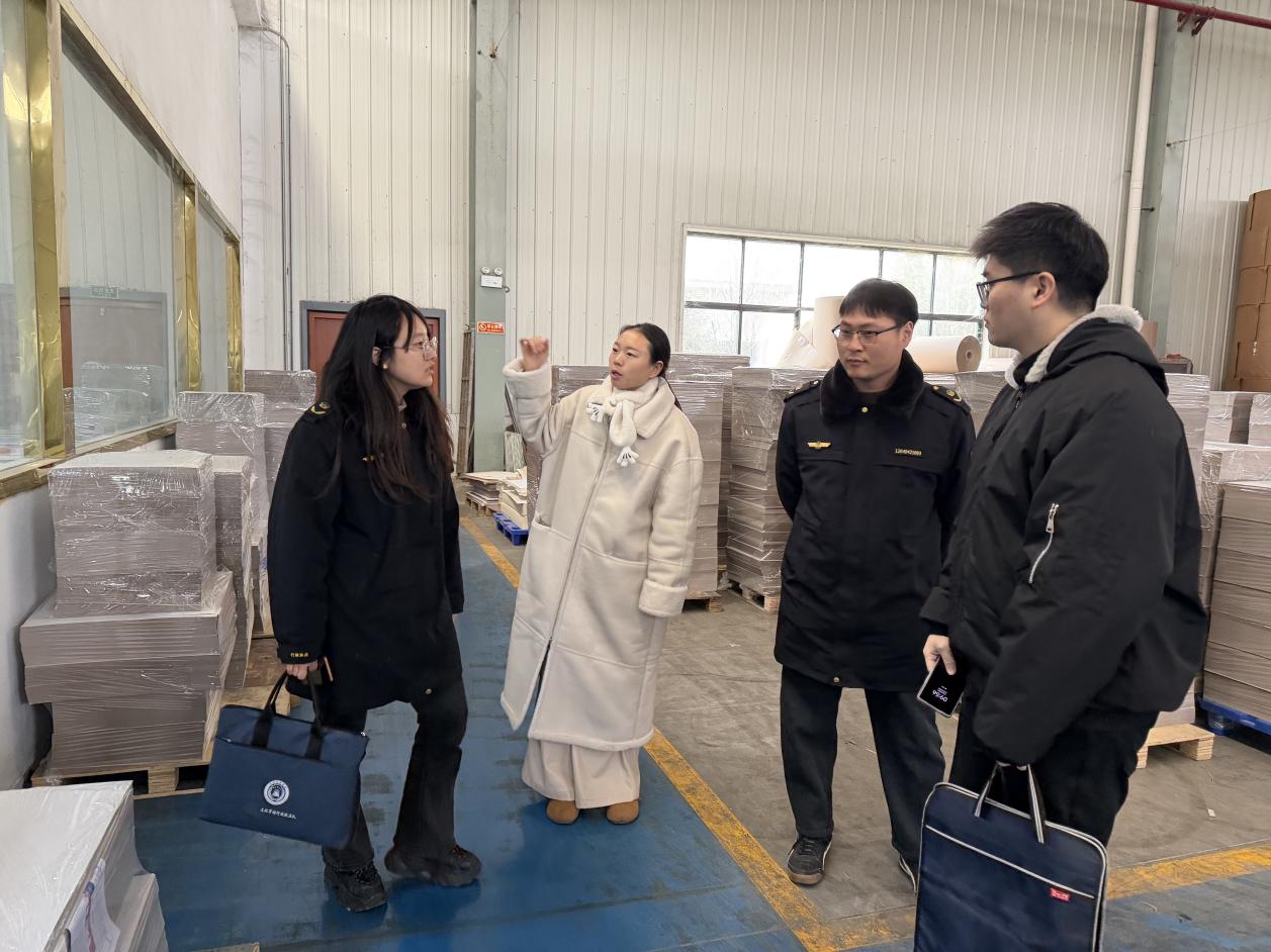 9d2ea8bd8d2f5af1821215a174416650