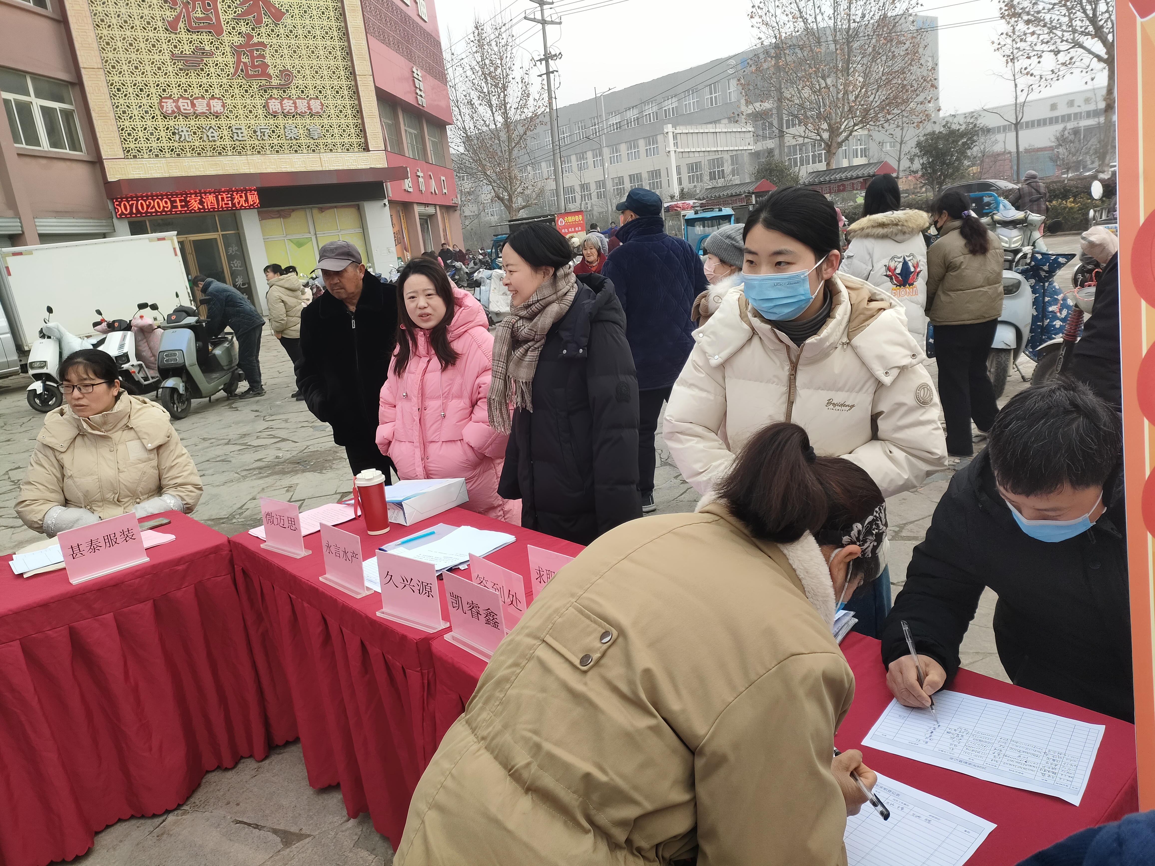 727915ff2972384d9ed8c1fa9b9e9cba