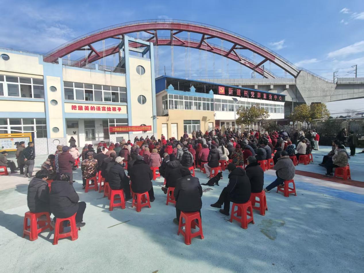 4cf508465bd82c46a2503851640393a6