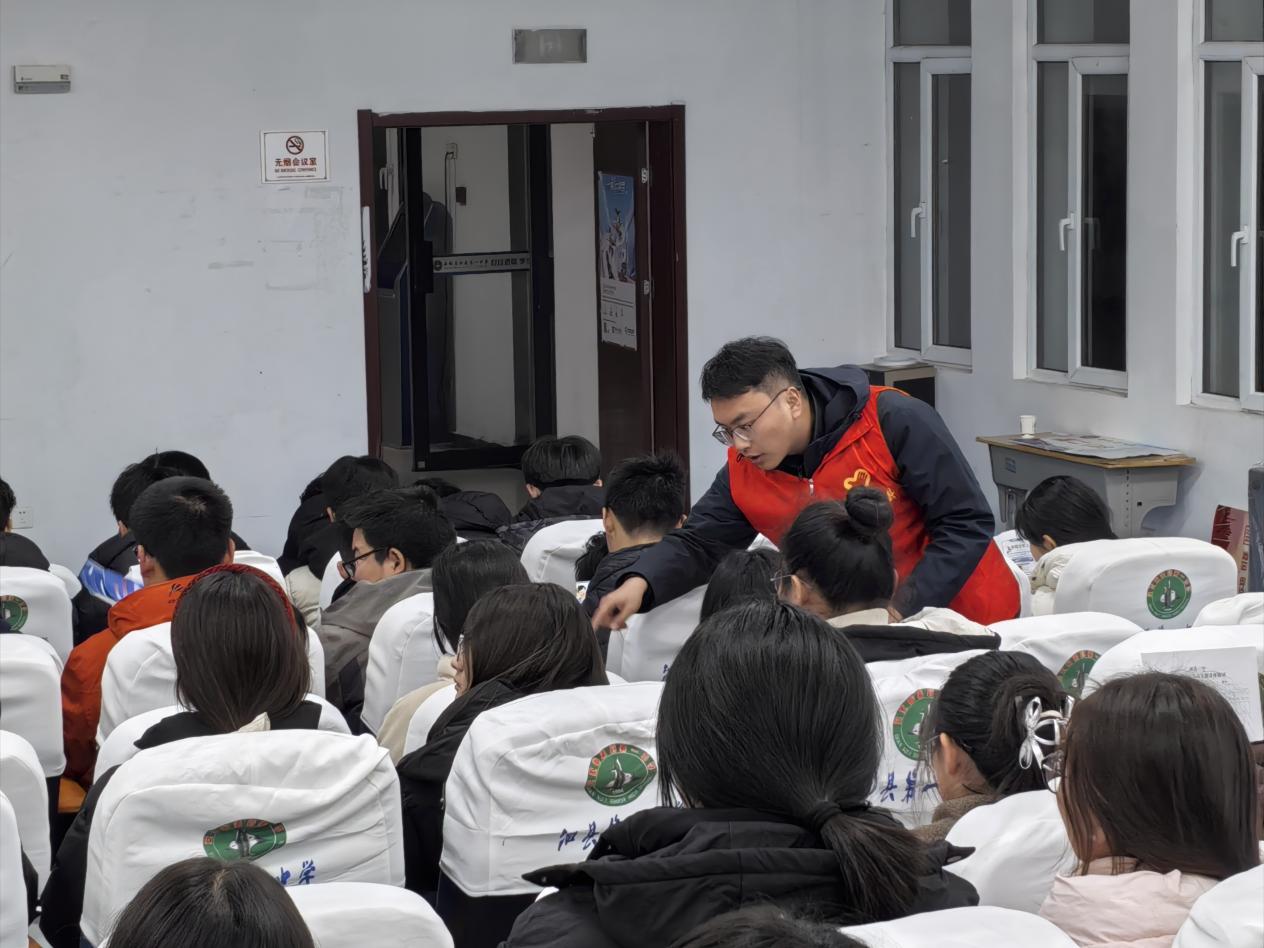 c48d115d66c7c5aa0a16bc5fb0d36649