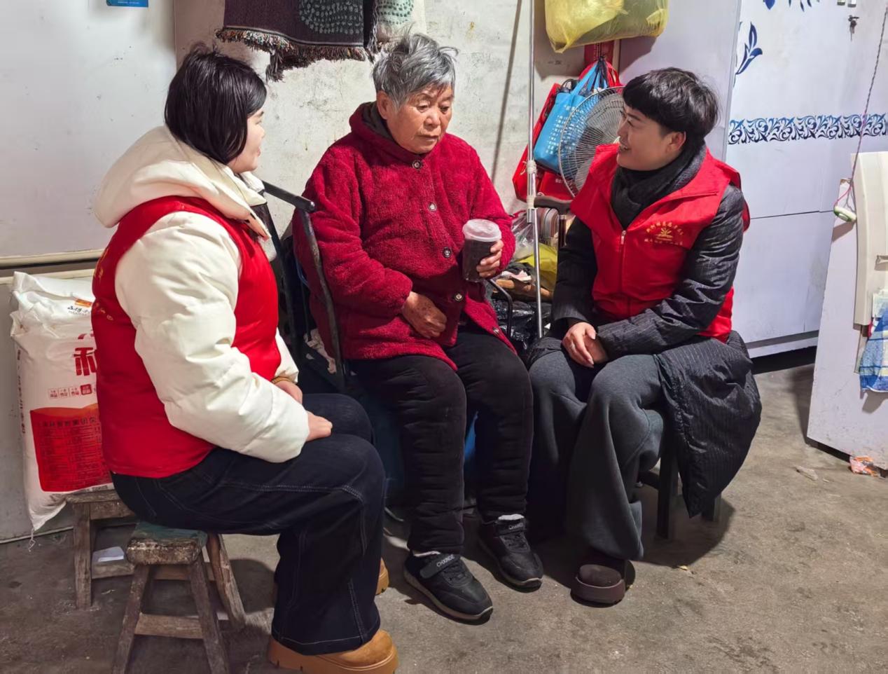 5dc652186bee73c32897fe30e1ebb81e