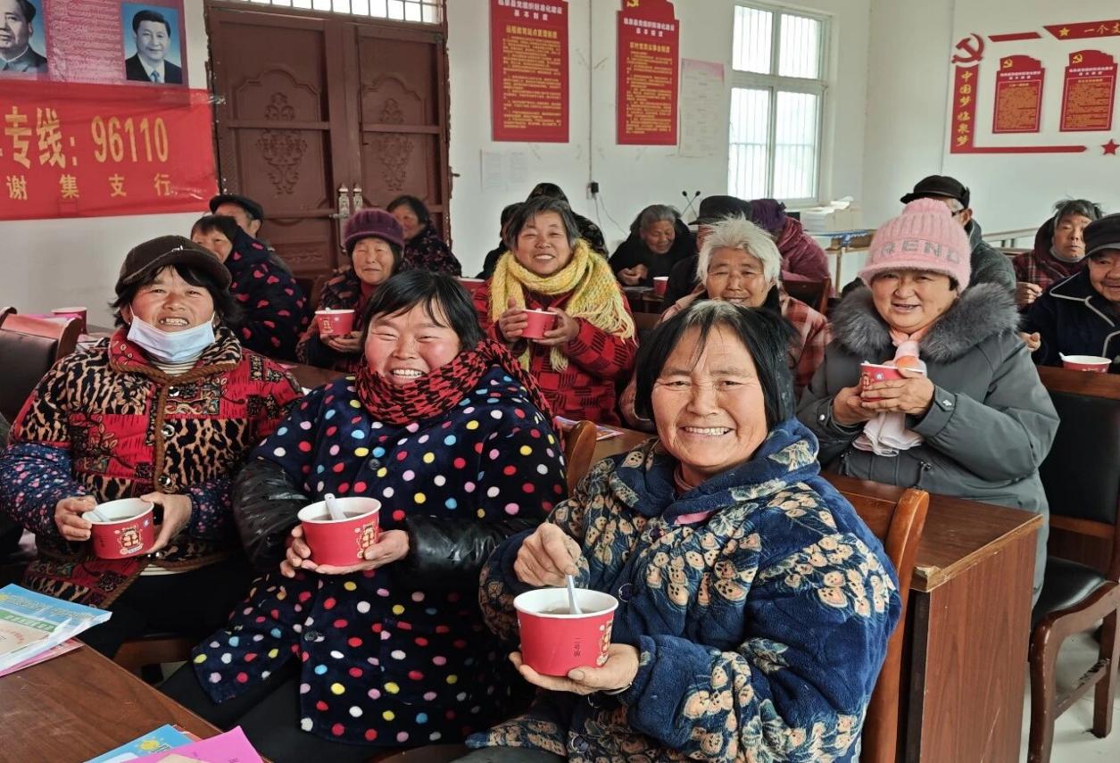 d586044156a7c292304df8465281ad2b