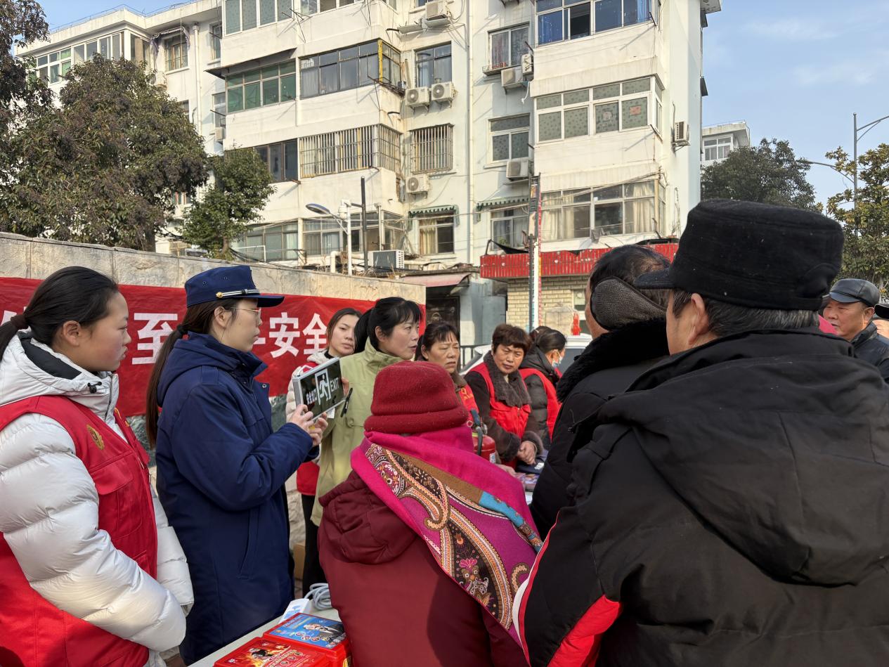 c75a77f1c418c8b885f2e99a98c6ea94