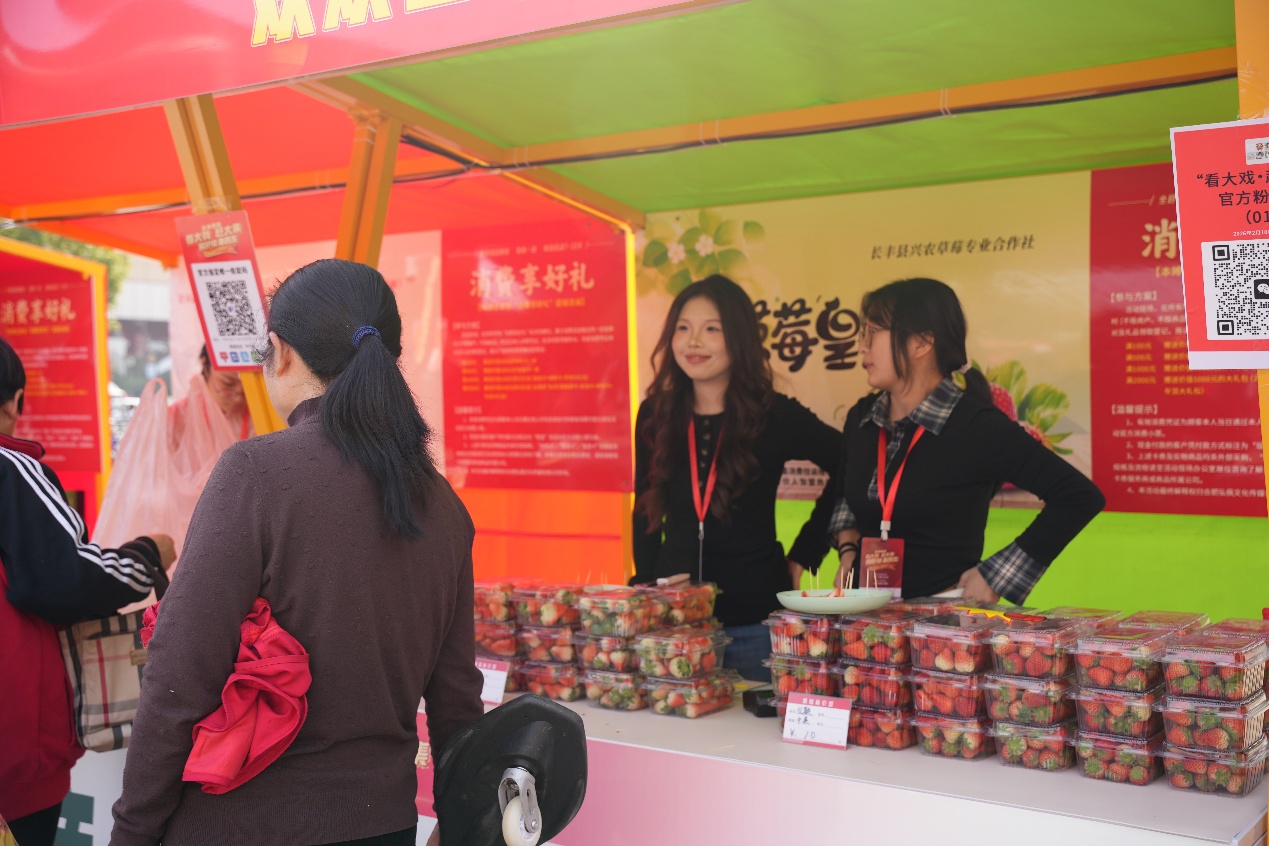 一群人站在柜台前

AI 生成的内容可能不正确。