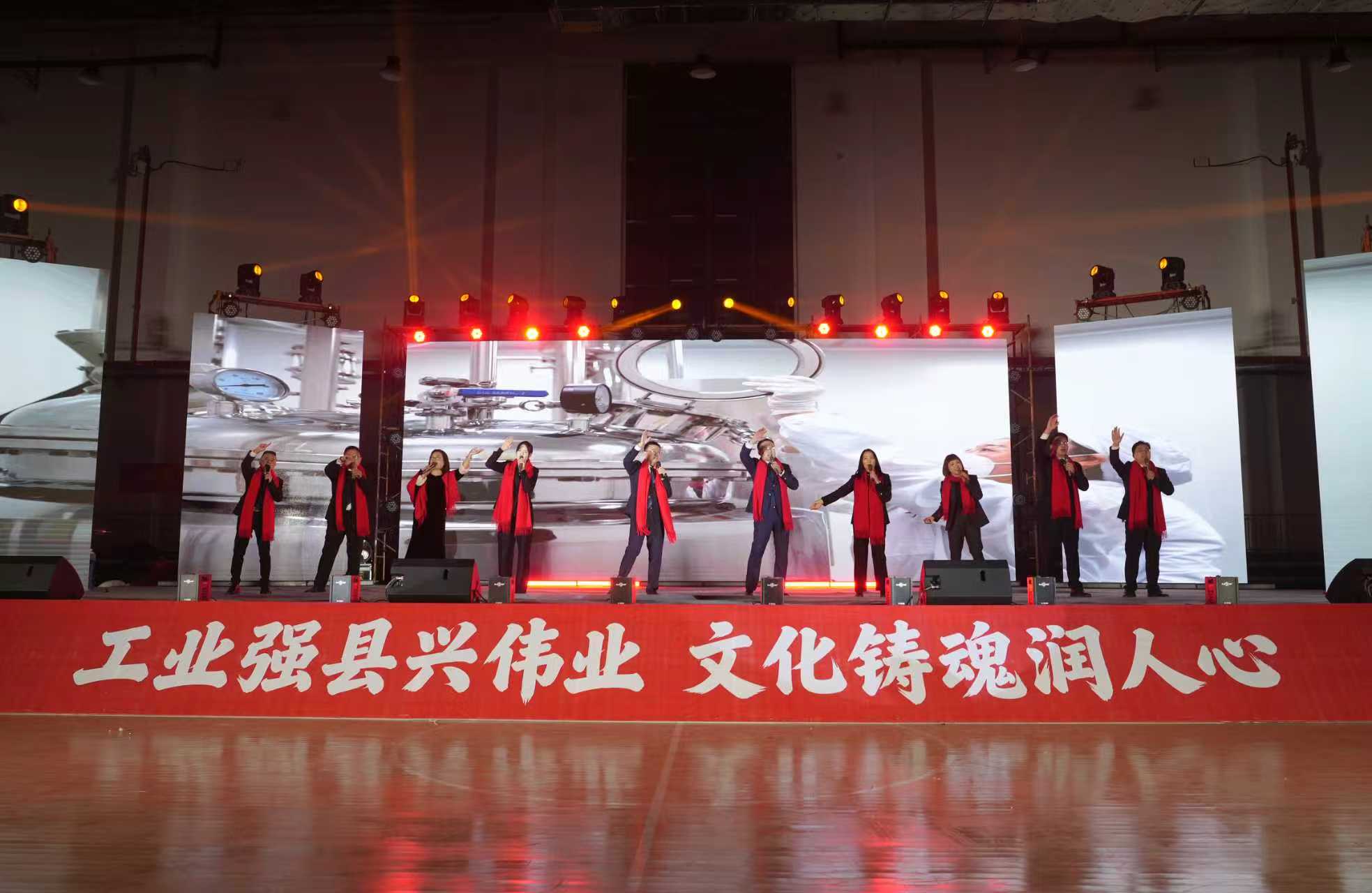 一群人在船上

AI 生成的内容可能不正确。