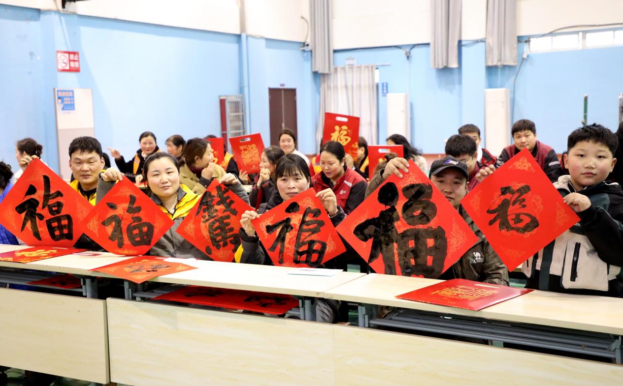 36E70D62@E209FD4E.CFEA8B6900000000