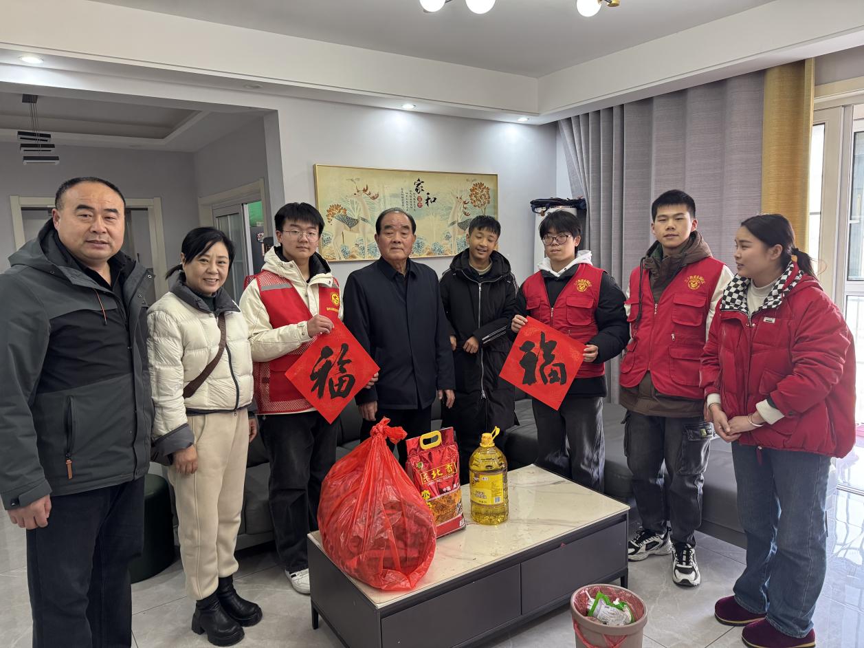 e1320b59c2a65abad33a1993a2d5b1a3