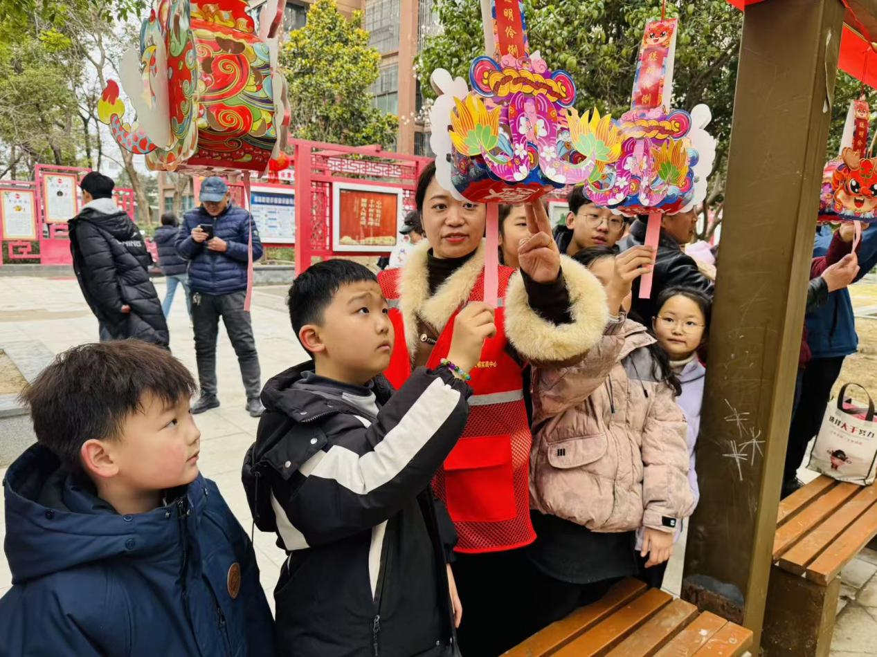 72698b3422f4f4e7e8e792eb744095b4