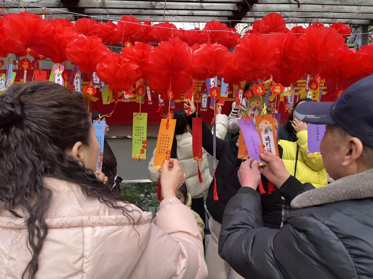 b69ccbda9bd4ec2819035c660debc348