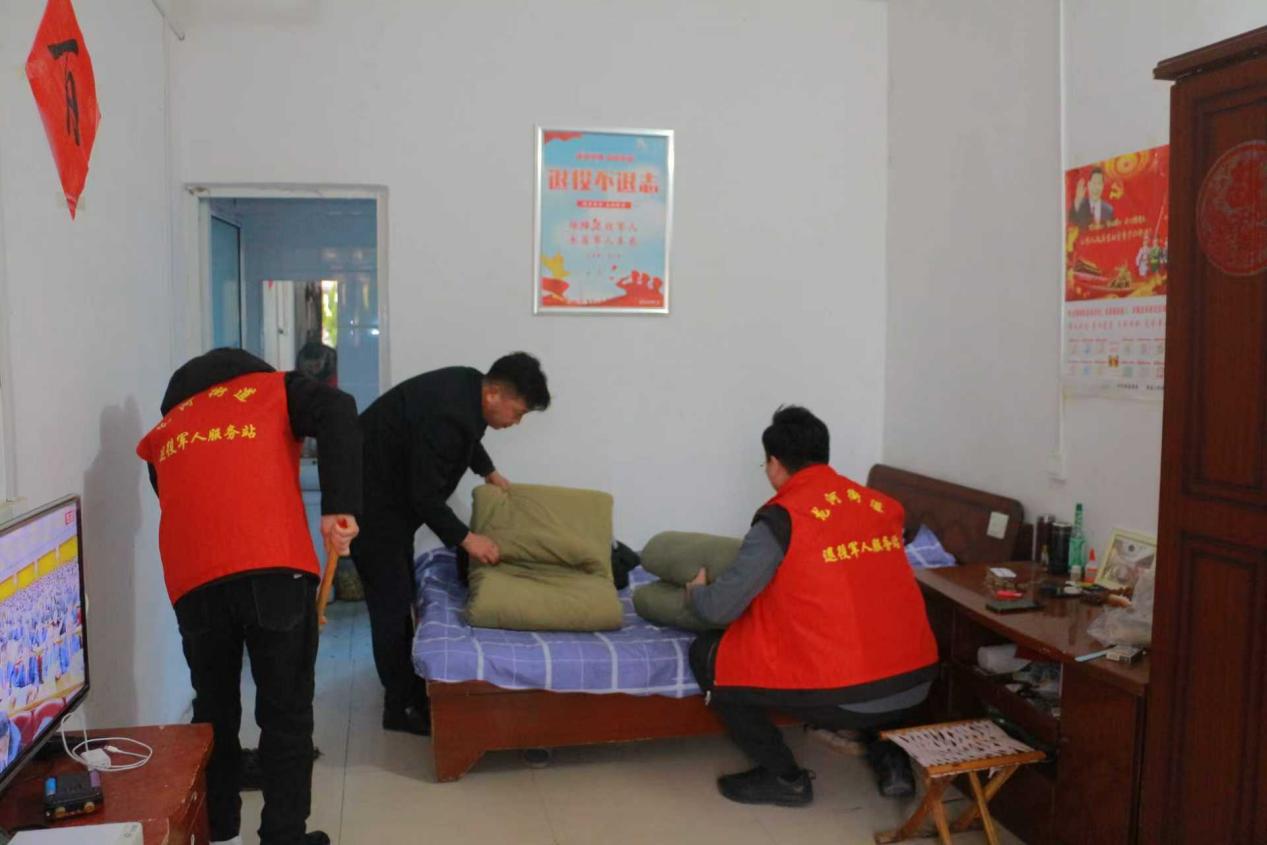 b95e3789ba2b49db5b1fb0cef0a5d3ee