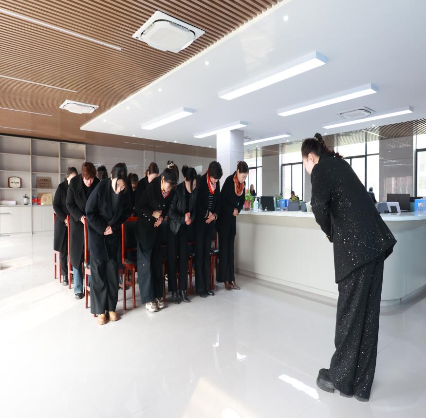 0f111d92a53d2e266221a3c6d9734123