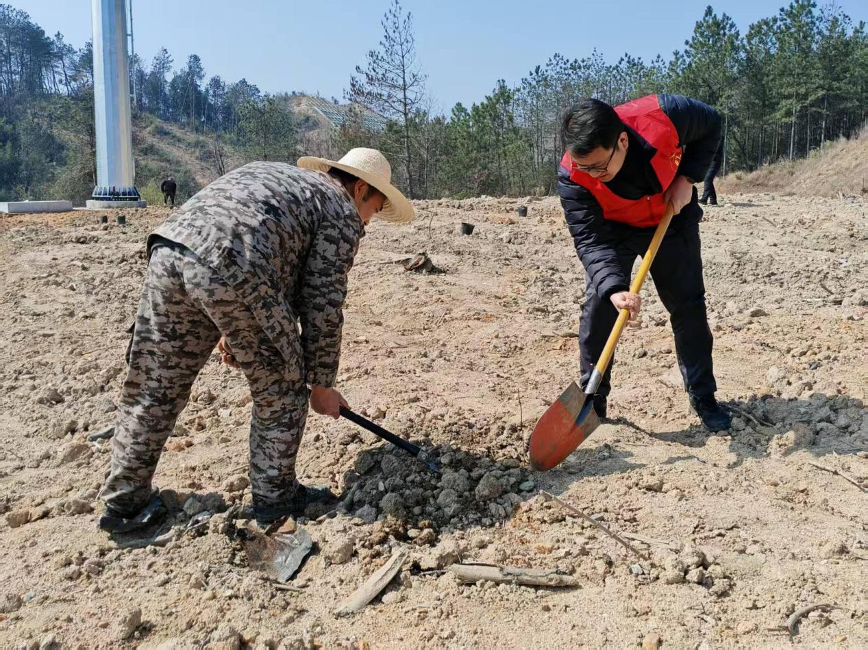 ef6352b2f539d308170b95b97277640b