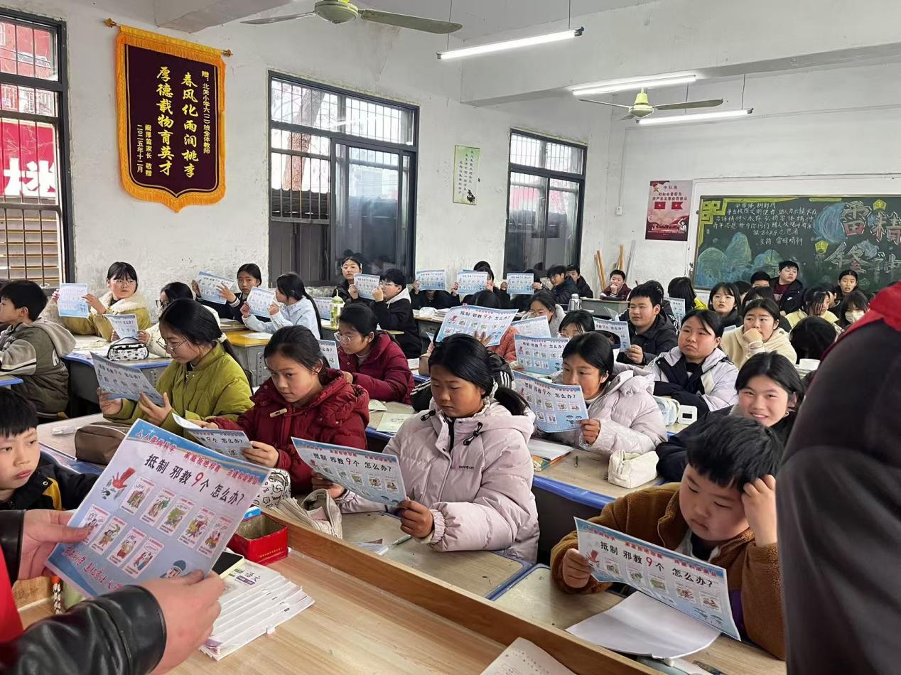 02a15c76d951d02eb67dcb30b9727ffc