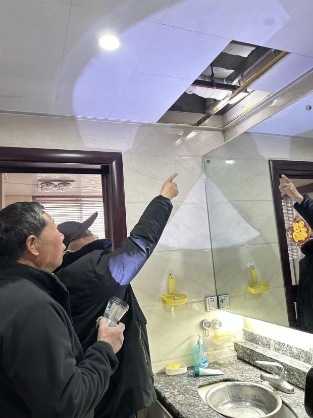 0a985f8142244f518a9258ad51984a7c