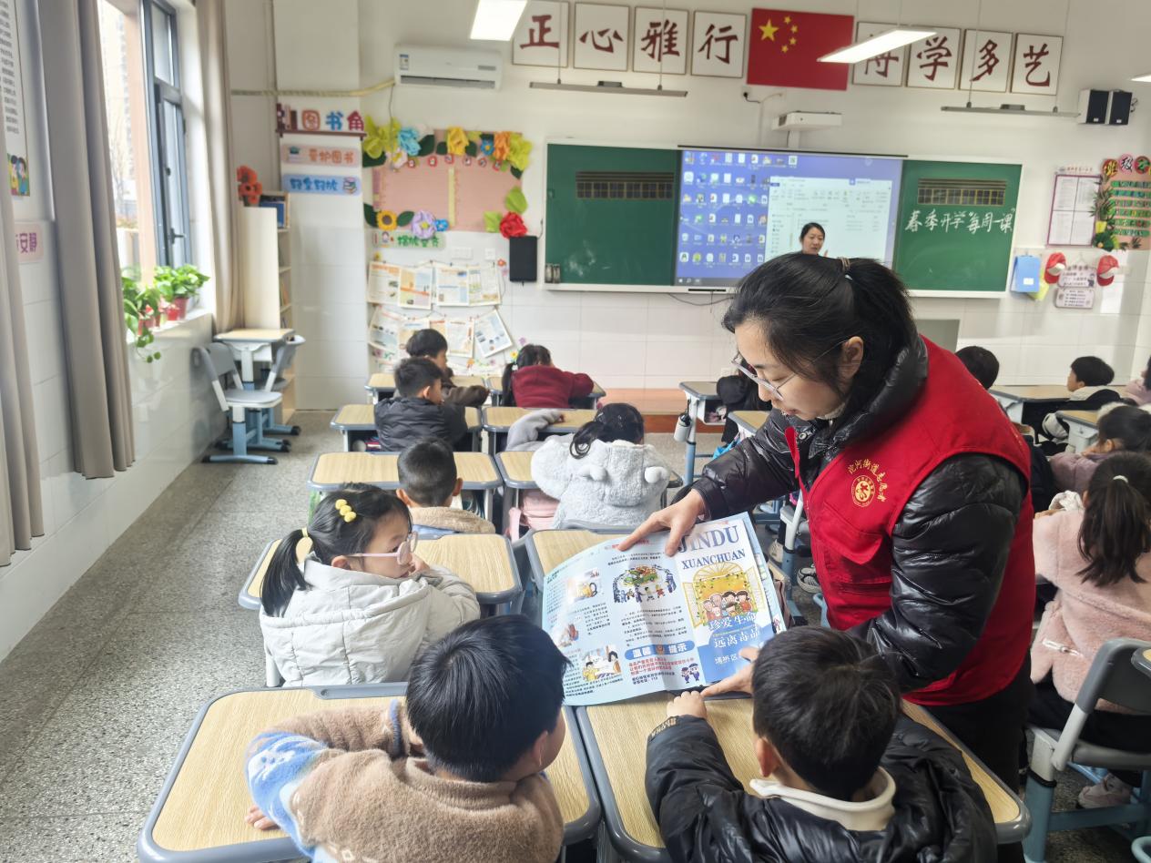 2a18f1b4ad44f120d5b7874915ae2297