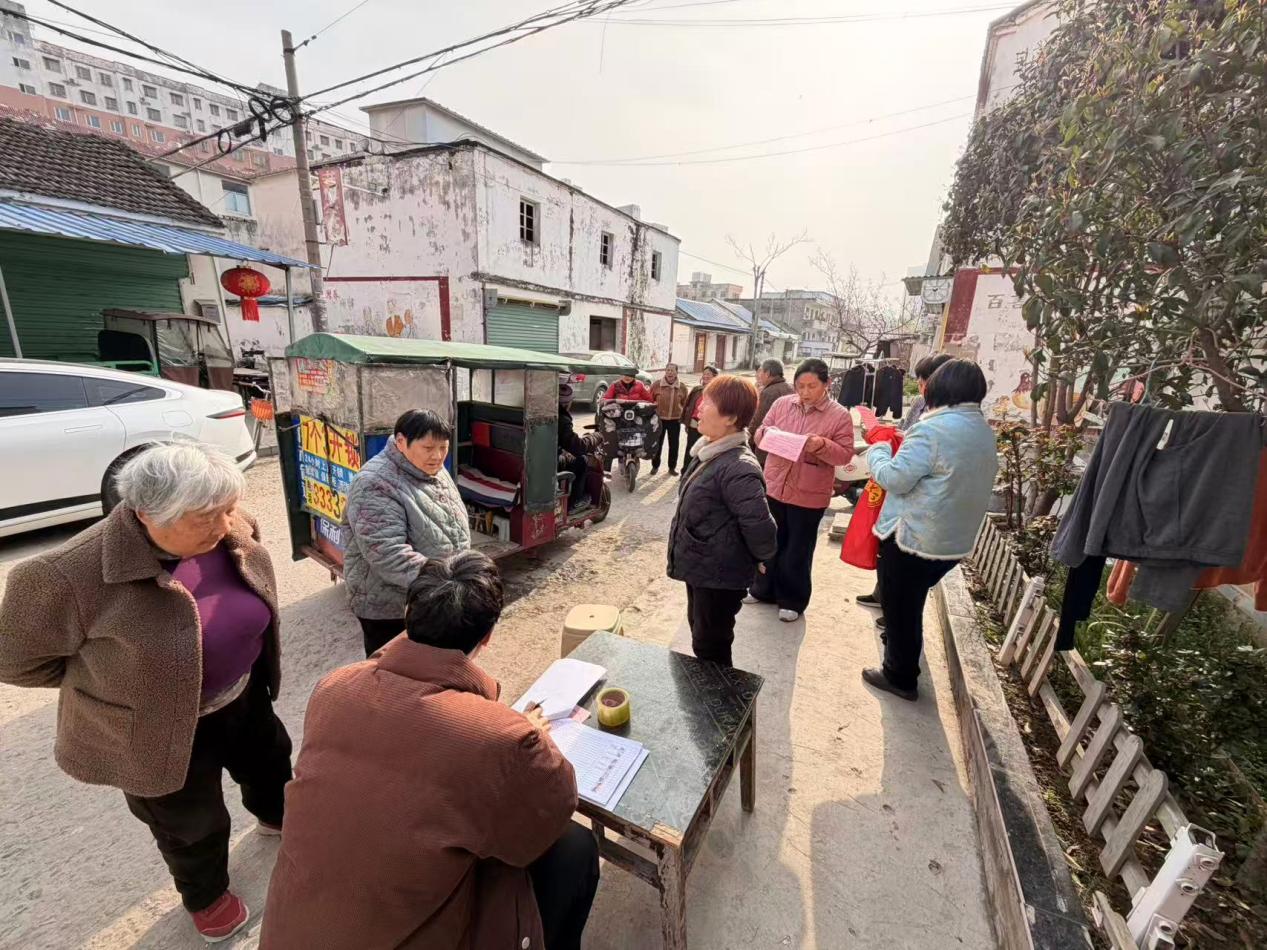 4da2e17f294b34a0be47dd04f848e50