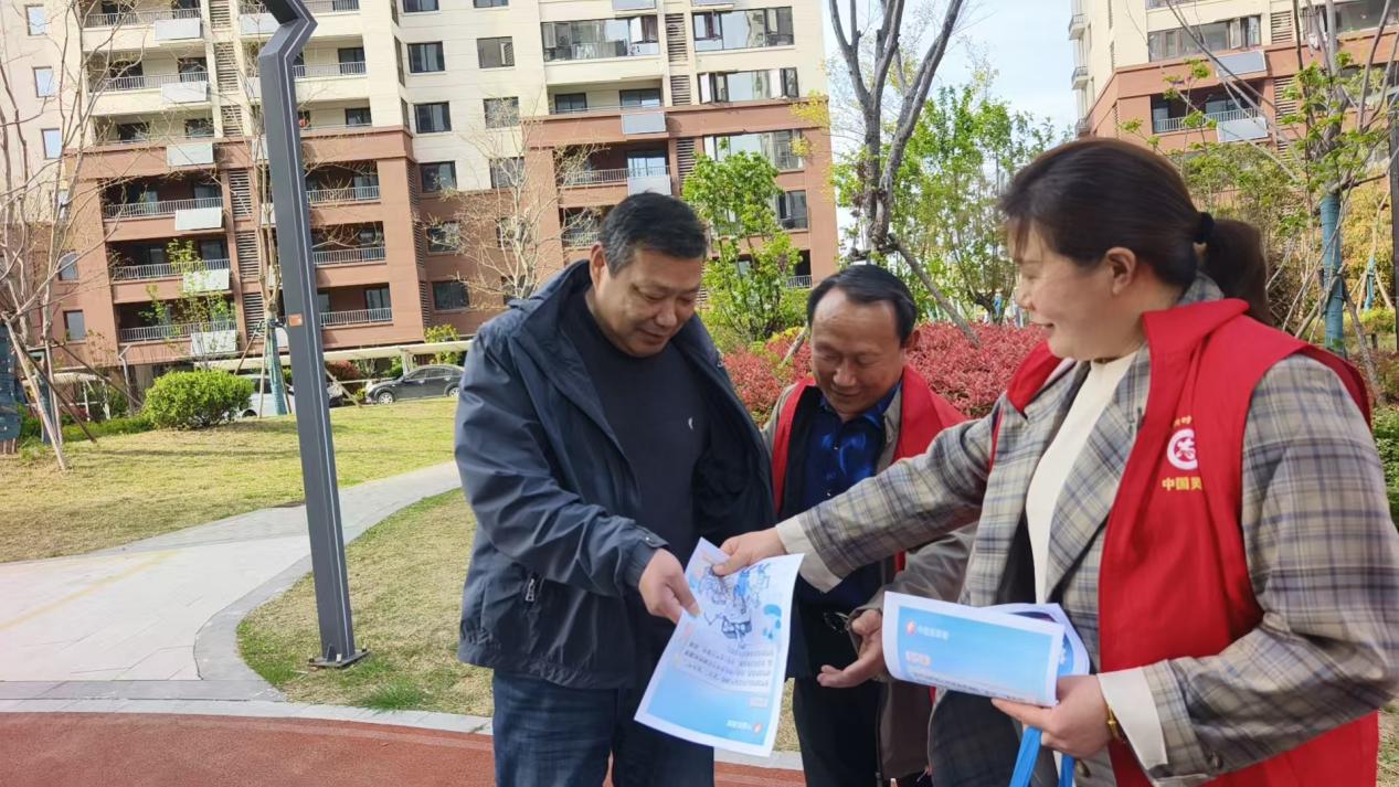 4d0cb96383067f0403d7969651ae9bbb