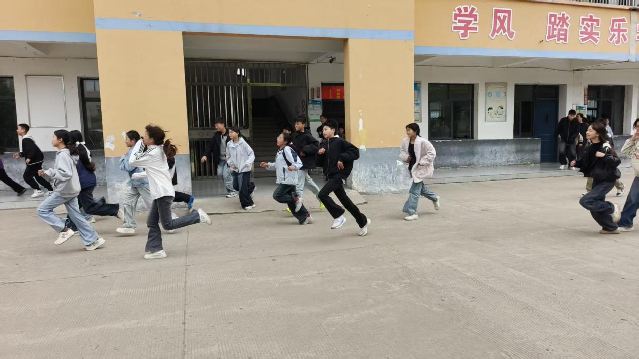 43ebdbda0d8ca7d1bc5bd242b4b6a830