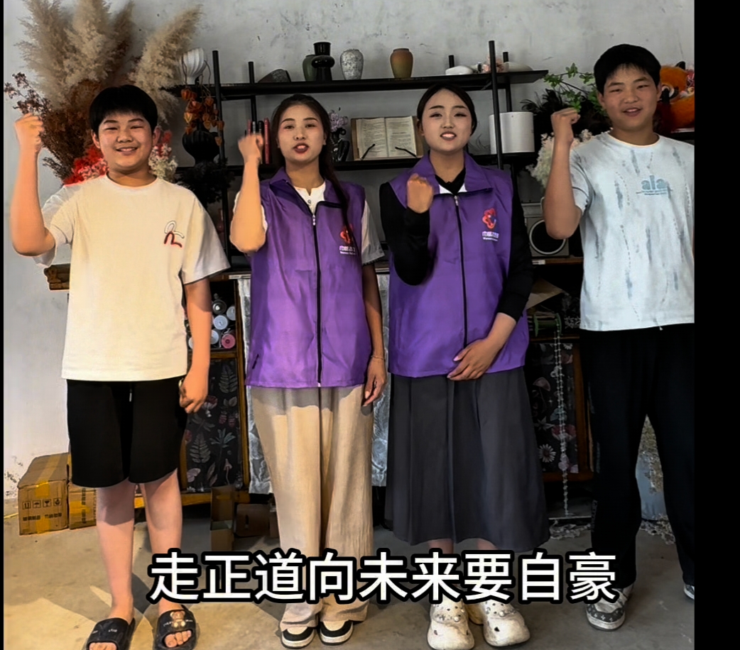 378e0017eb41e2093db9009d69d3803f