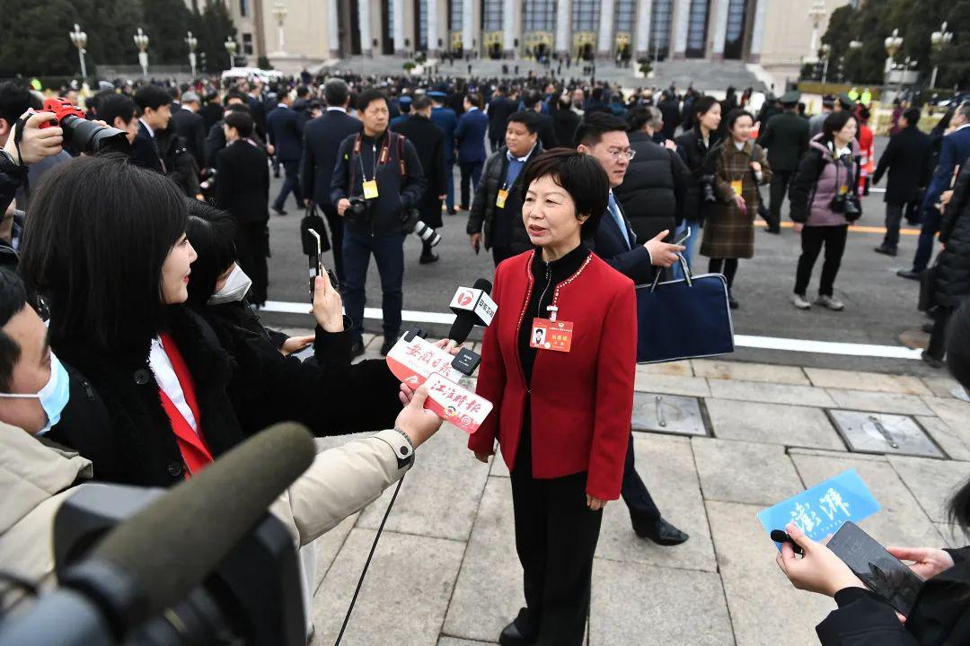 https://mmbiz.qpic.cn/sz_mmbiz_jpg/nIZfJGqtr8FGiabZqJXnA6hH6ic1B5gPfb95v8dvKmXoB2pqfywAPhy8icBJ7aHPUvWKGBriaqkQ8hJZZWucZJbb5Q/640?wx_fmt=jpeg&from=appmsg