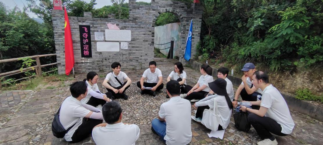 b3982d50feb9b9c0b171e5e4a804288e