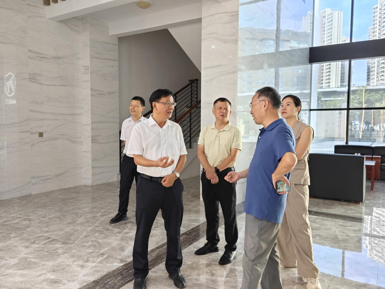 e011d954df2e627c5b6a35c24852e163