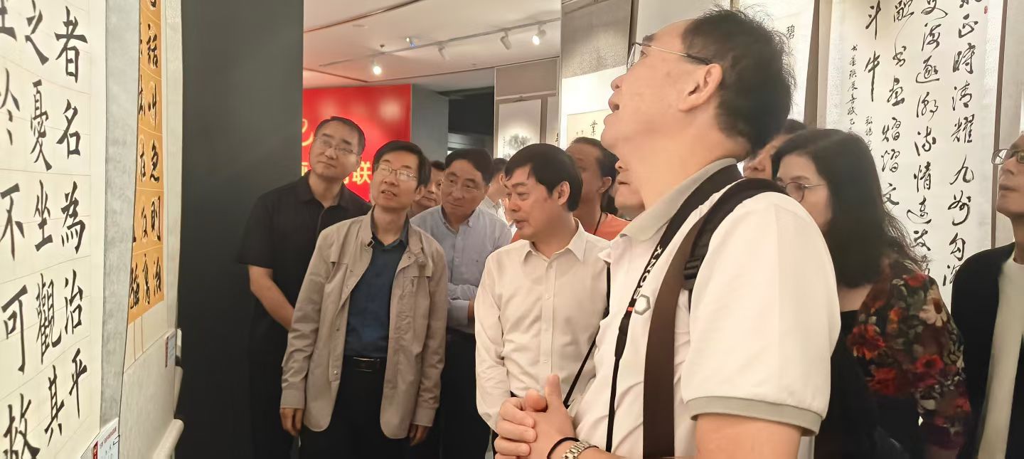 dfe14dd553605ee57de35583406e20f1.jpg dfe14dd553605ee57de35583406e20f1.jpg