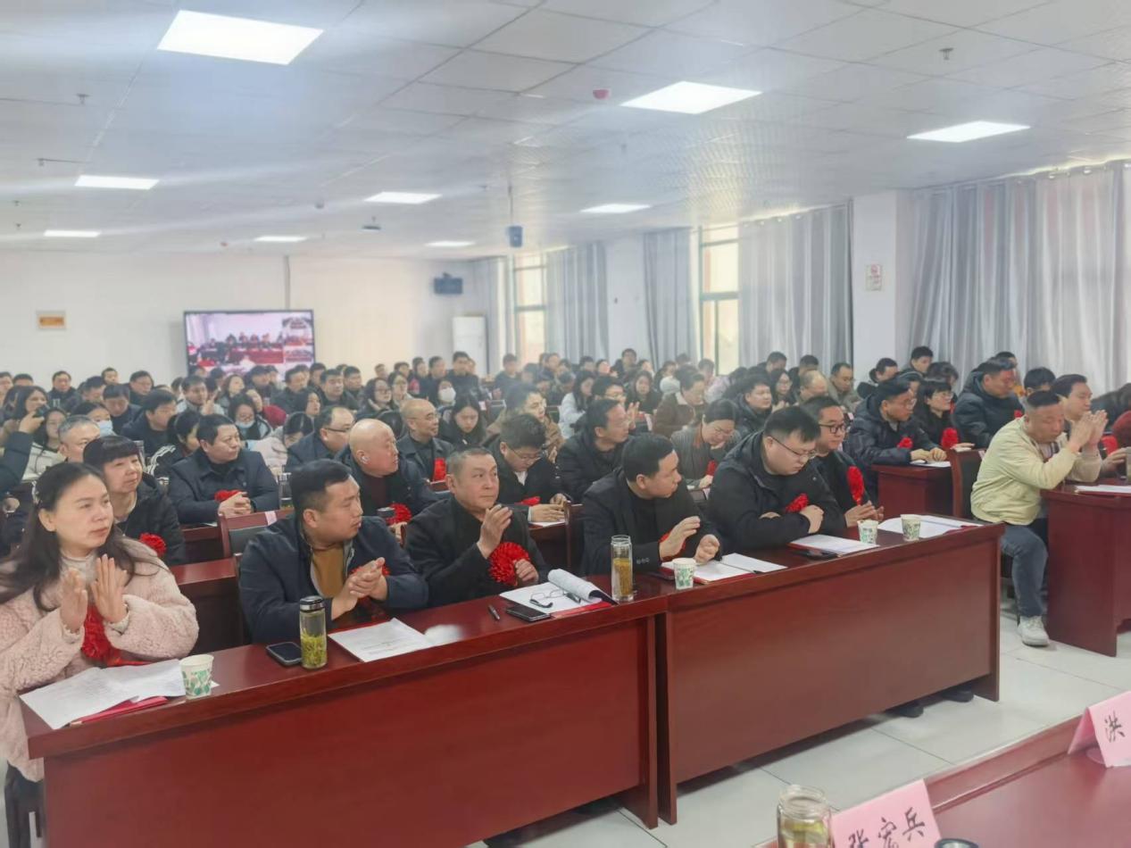 e87f73ce96778f0c1e1bb4ef3245a06d