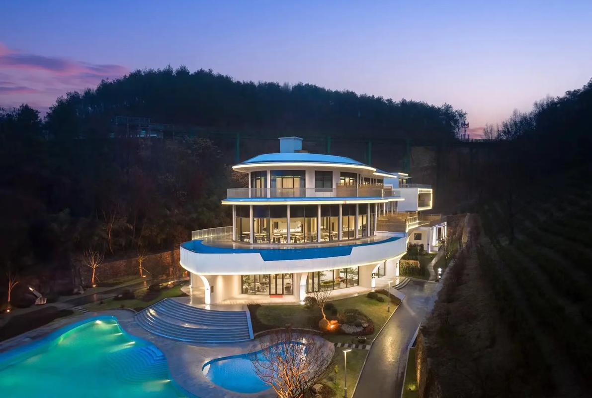 u=1857704637,3451741469&fm=253&app=138&f=JPEG