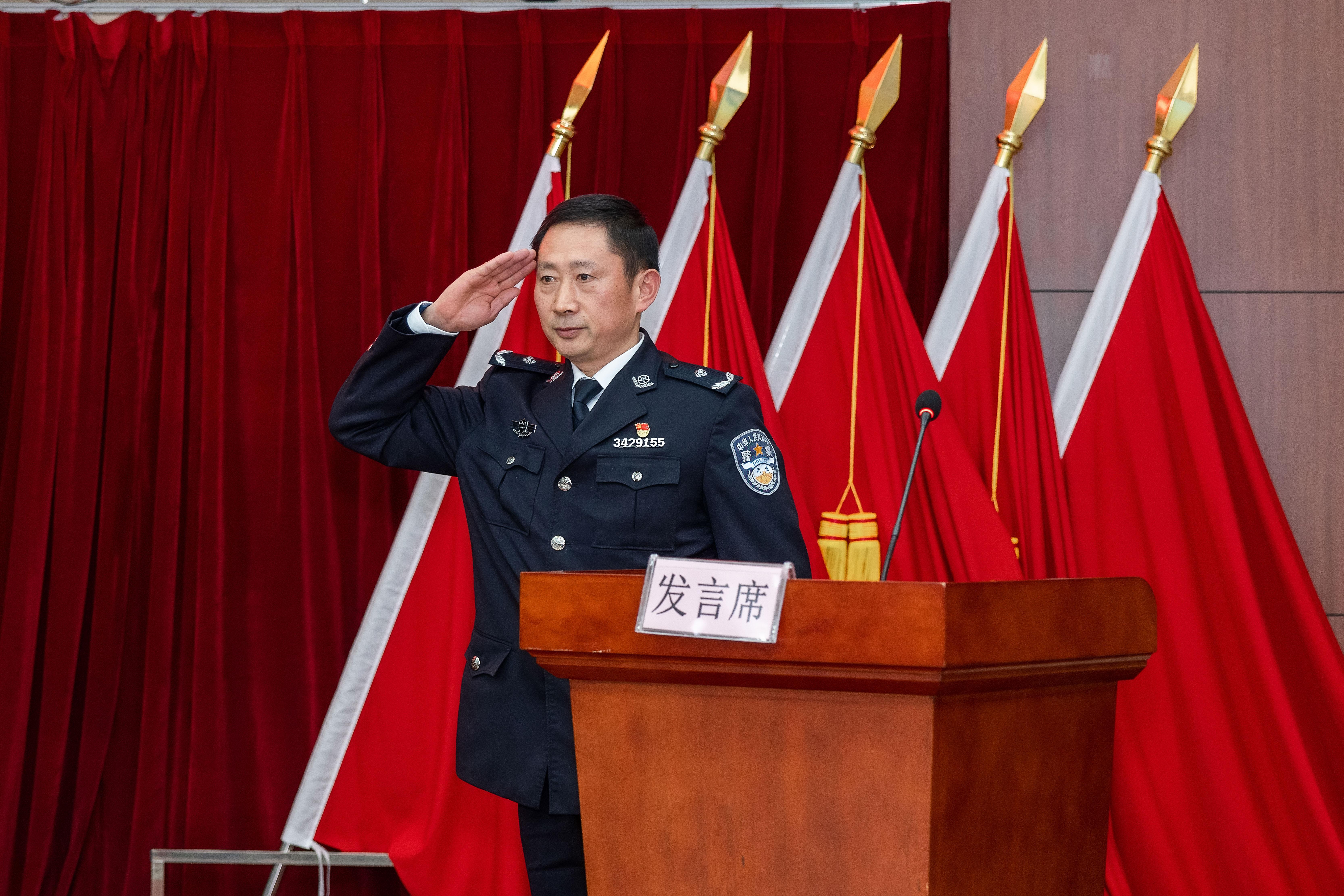 照片6：监狱党委书记、政委袁中世讲话 (3)