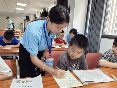清水冲社区:“五彩假日 爱心托管”暑期行知课堂 (3)