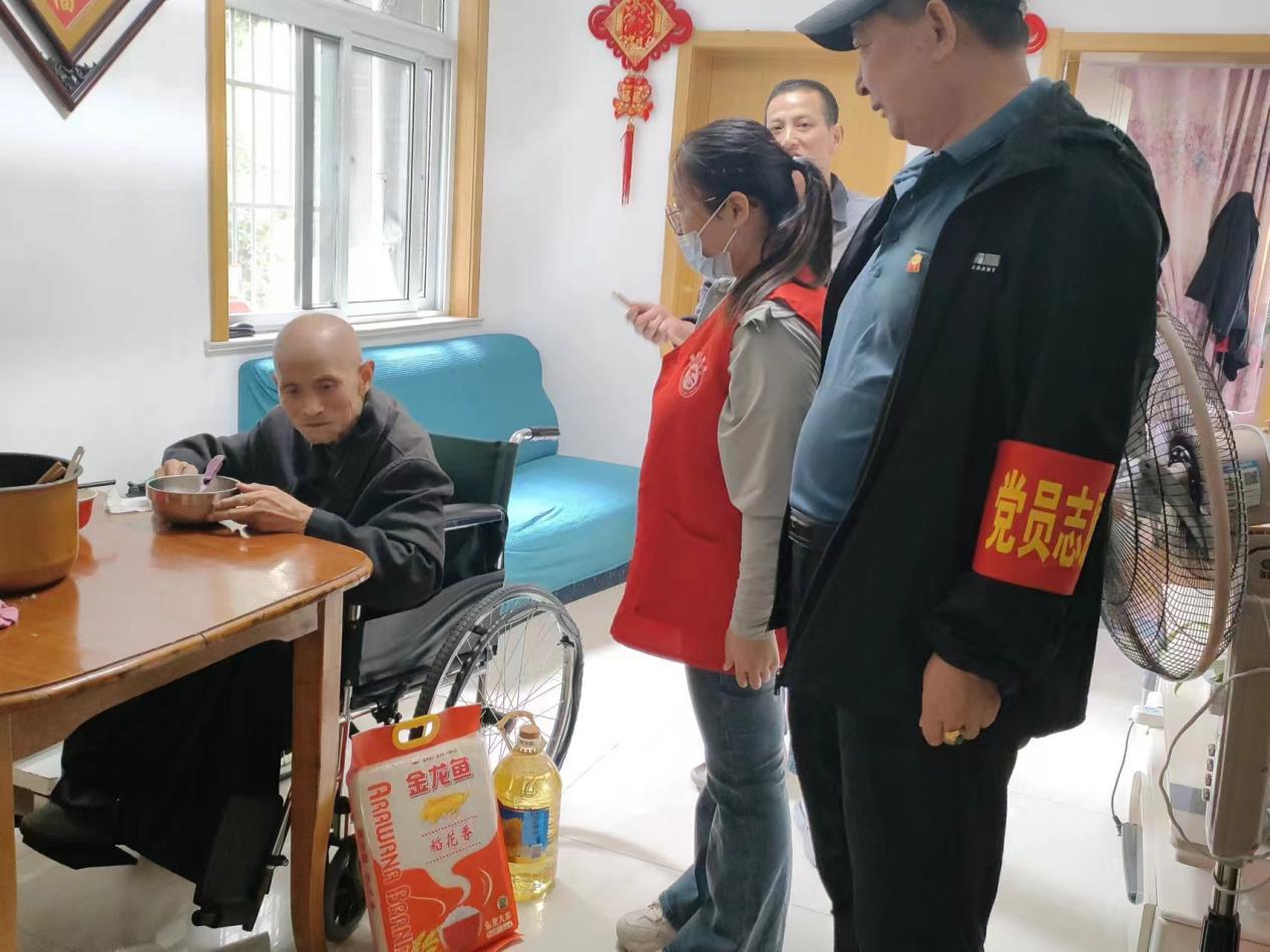 56138f4f92572743a537e74e9267438