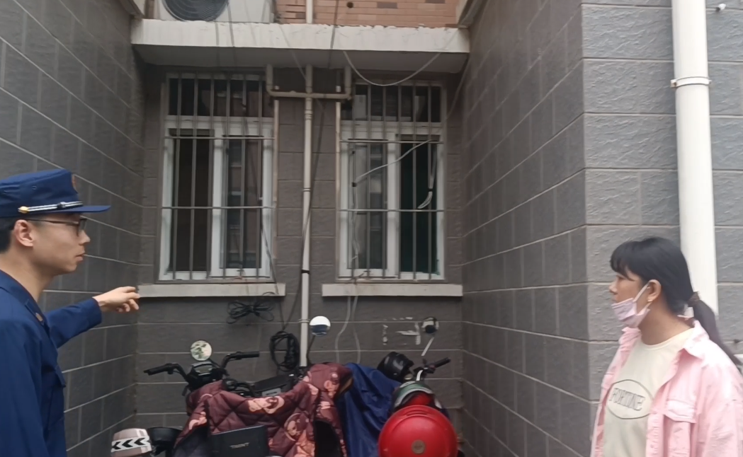 C:\Users\ahfzrb\AppData\Local\Temp\1729473715.png