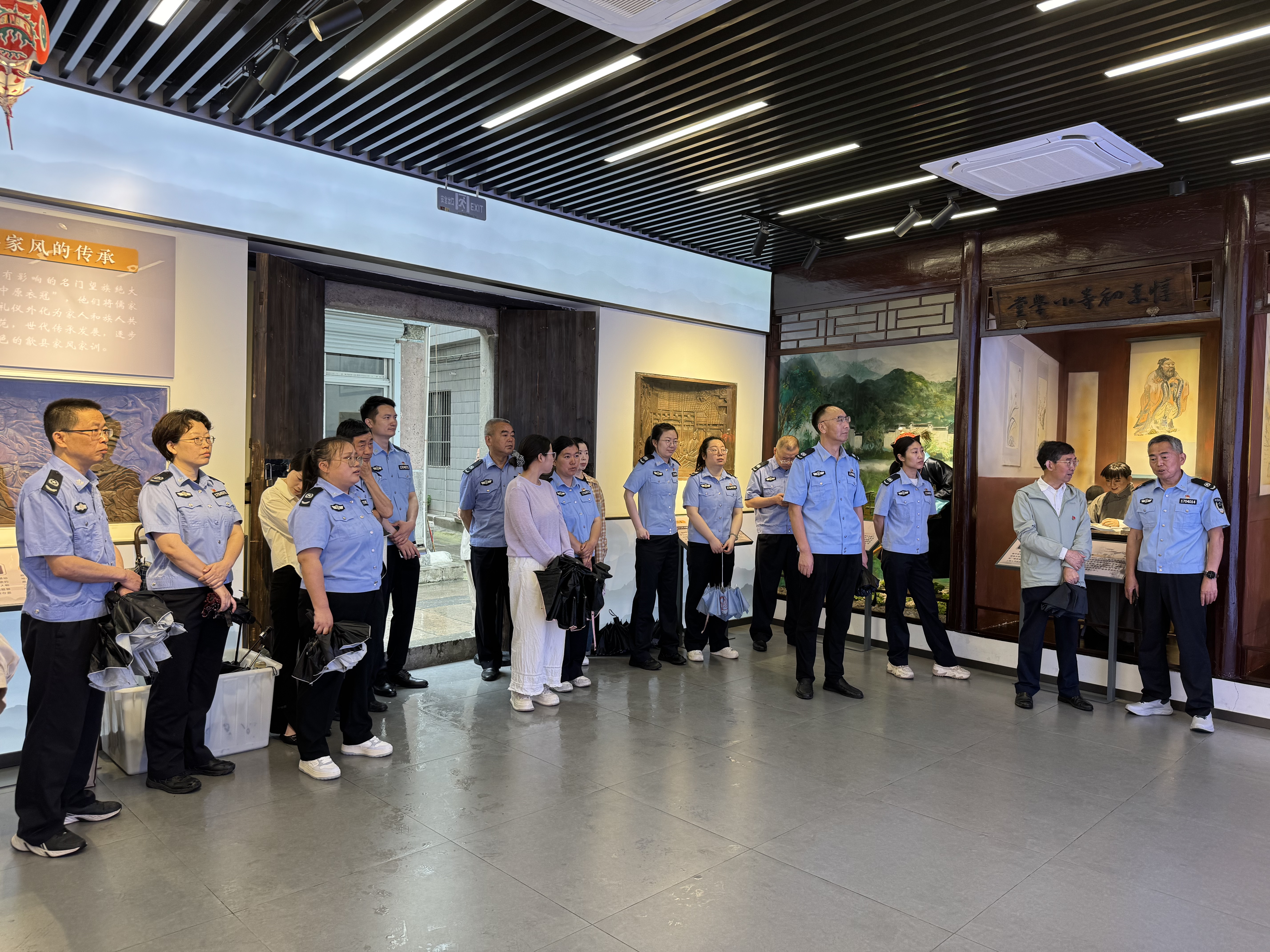 参观三示教育基地及家风家训馆4